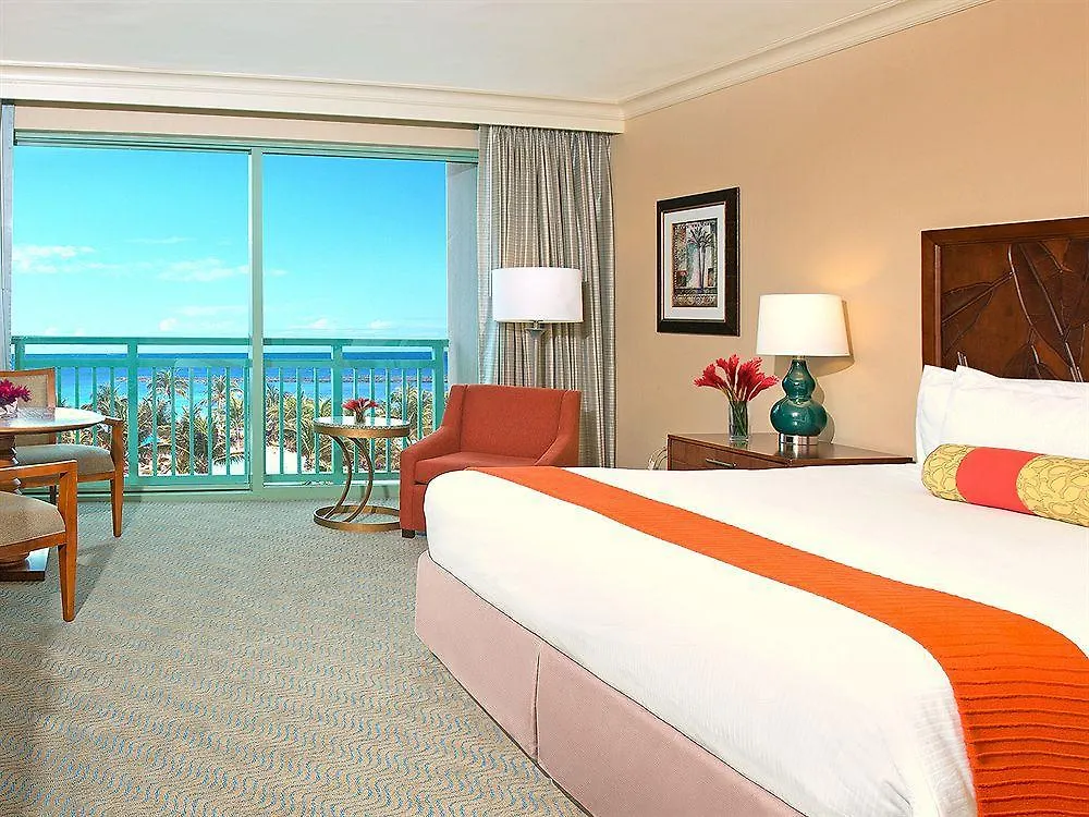 Отель The Royal At Atlantis Creek Village Курортный комплекс