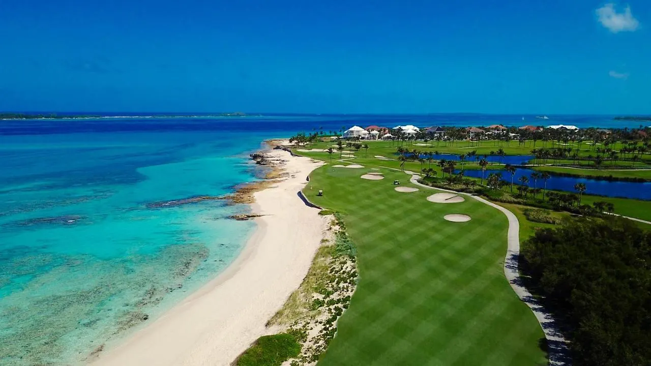 Отель The Royal At Atlantis Creek Village